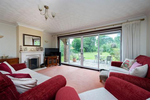 4 bedroom detached bungalow for sale, Mill Lane, Partridge Green, RH13