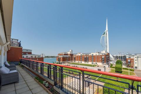 2 bedroom flat for sale - Gunwharf Quays, Portsmouth, PO1