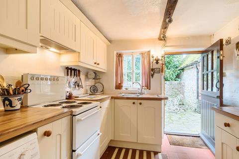 2 bedroom semi-detached house for sale - Sycamore Cottage, 31 Church Street, Storrington, West Sussex, RH20 4LA