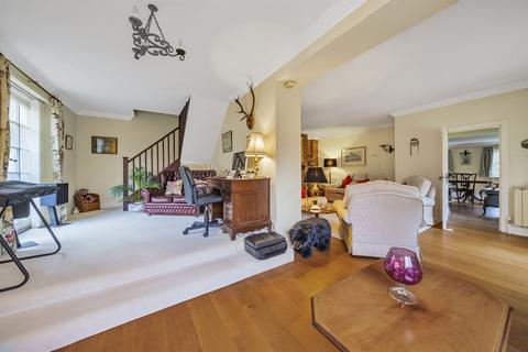 4 bedroom property for sale, Hawkhurst Court, Wisborough Green, RH14