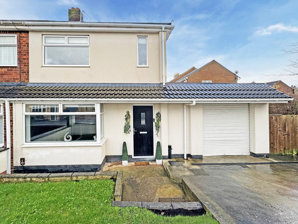 Sandbanks Drive, Hartlepool, TS24 3 bed semidetached house for sale