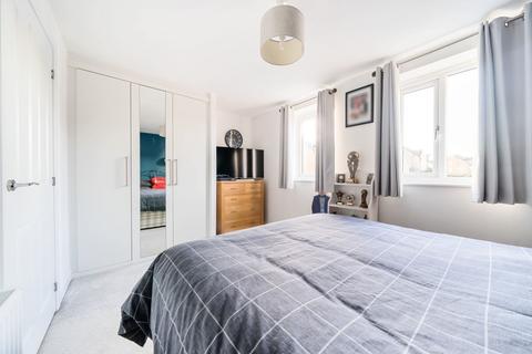 13 Staples Close, Broadbridge Heath, Horsham, RH12 3UL