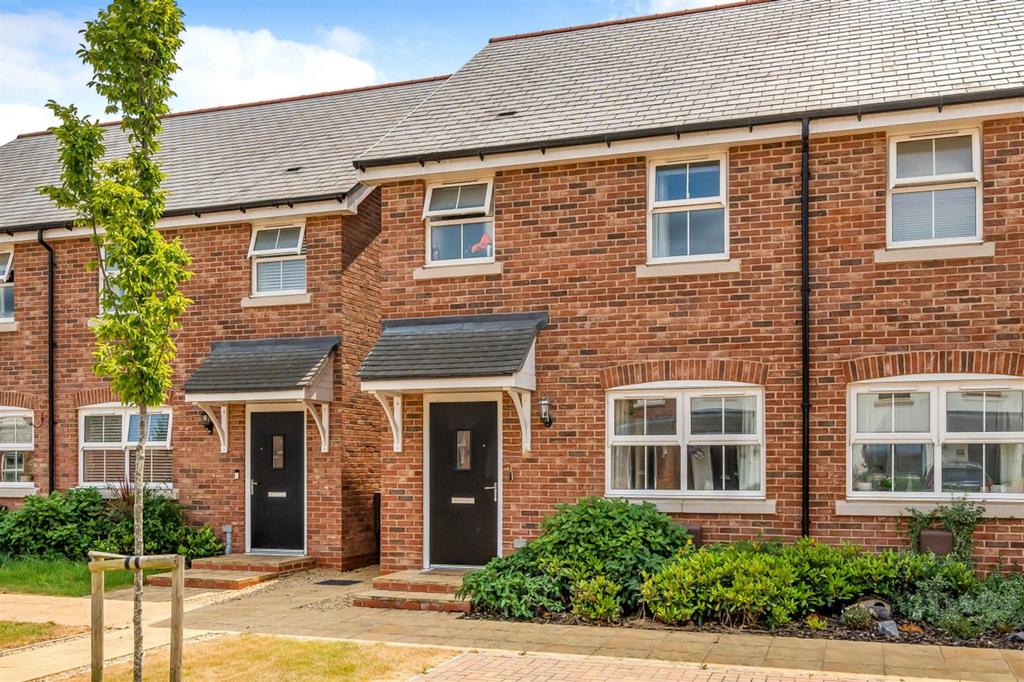 Lawley Avenue, Emsworth, PO10 2 bed semidetached house for sale £355,000