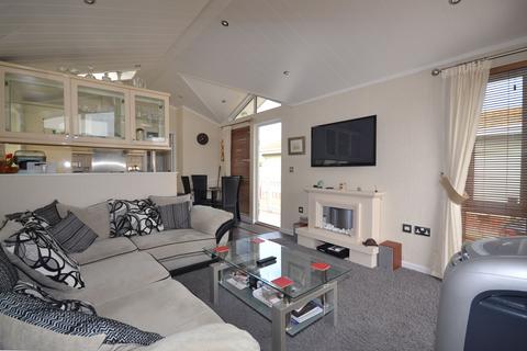 2 bedroom park home for sale, 28 Pebble Beach Park, Warners Lane, Selsey, West Sussex, PO20 9EL