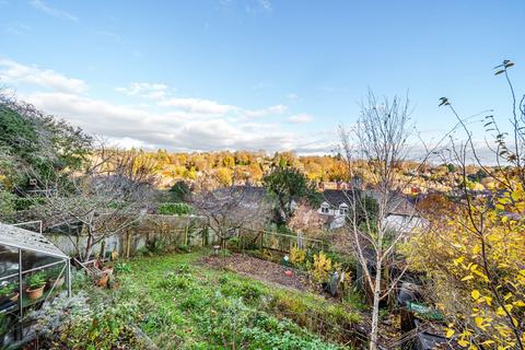 13 Chilcroft Road, Haslemere, GU27 1JJ