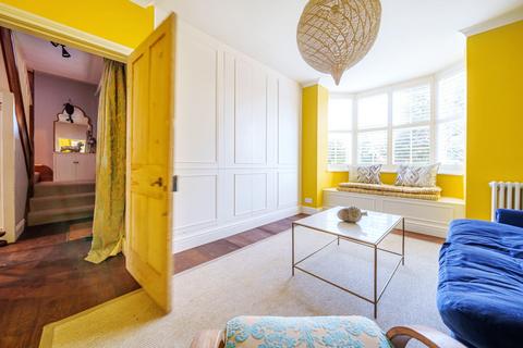 13 Chilcroft Road, Haslemere, GU27 1JJ