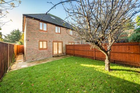 3 bedroom semi-detached house for sale, St. Christophers Close, Chichester, PO19