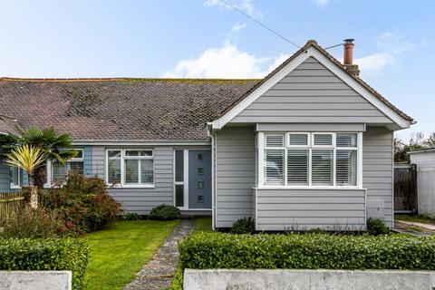 3 bedroom chalet for sale, Garden Avenue, Bracklesham Bay, PO20