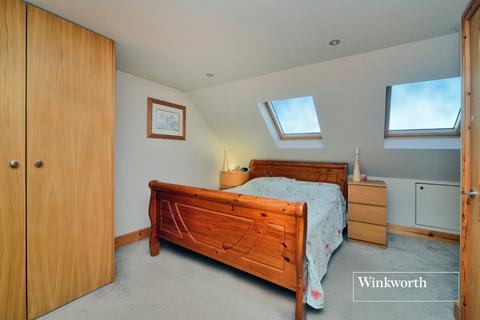 78 Henley Avenue, Cheam, Sutton, SM3 9SF