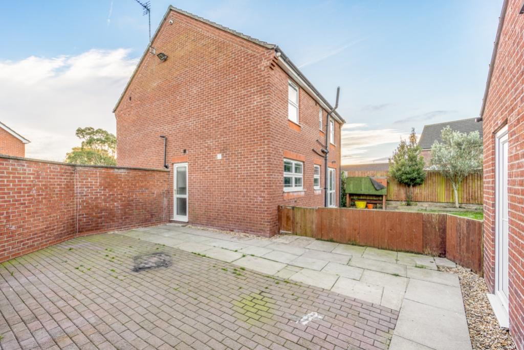 43 Sir Isaac Newton Drive (Wyberton)-9