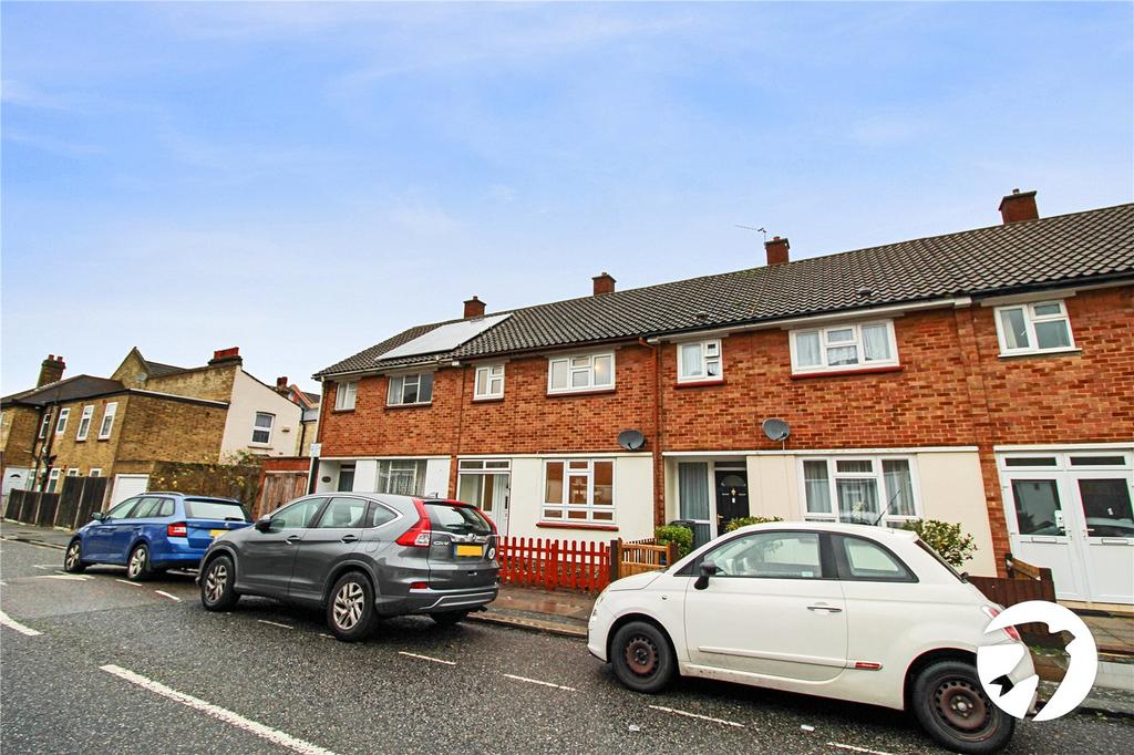 Elmer Road, London, SE6 3 bed terraced house £1,650 pcm (£381 pw)