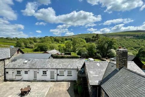 6 bedroom terraced house to rent, Rhayader,  Powys,  LD6