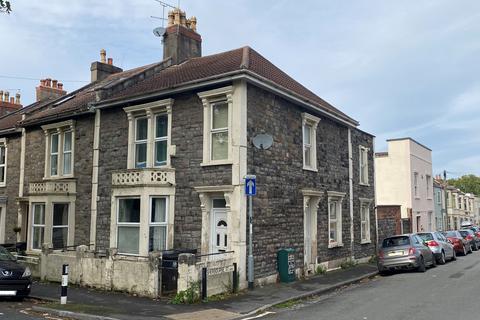 5 bedroom end of terrace house for sale, 113 Beaufort Road, St. George, Bristol, Bristol BS5 8EG