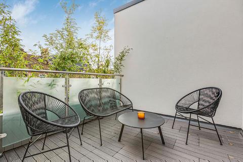 2 bedroom flat for sale, Inglemere Road, Tooting