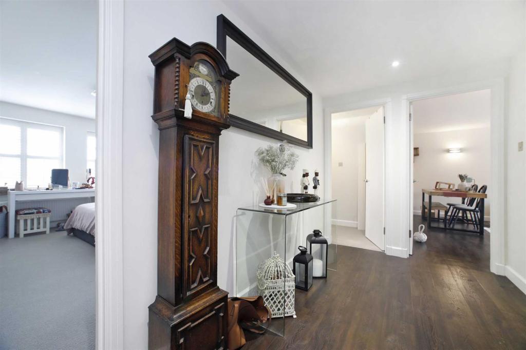 Corringway-hampstead-garden-suburb-nw11-2