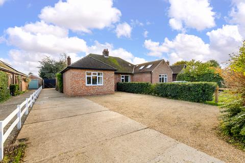 92 Barton Road, Comberton, Cambridge, CB23 7BS
