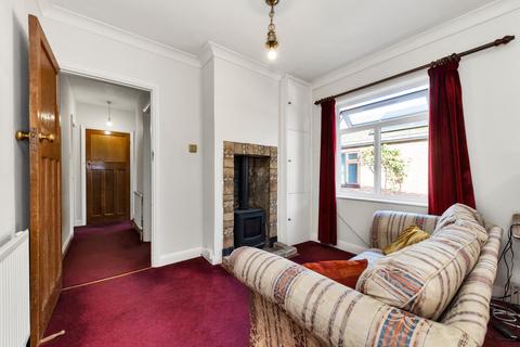 92 Barton Road, Comberton, Cambridge, CB23 7BS