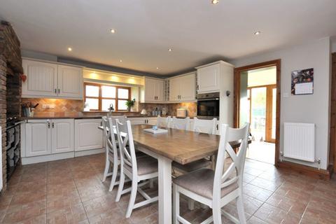 4 bedroom detached house for sale, Russell Hall Farmhouse, Sneatonthorpe