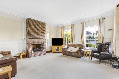 5 bedroom detached house for sale, Brookmans Avenue, Brookmans Park, Hertfordshire, AL9