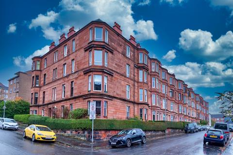 3 bedroom flat to rent, Thornwood Terrace, Flat 0/1, Thornwood, Glasgow, G11 7QZ