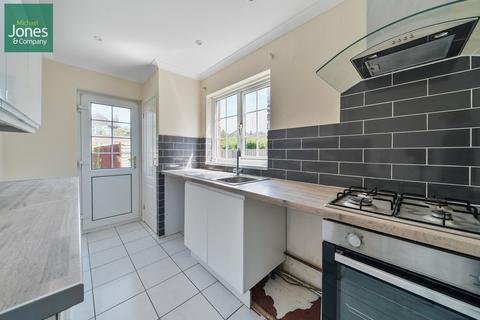 3 bedroom semi-detached house to rent, Southview Gardens, Worthing, West Sussex, BN11