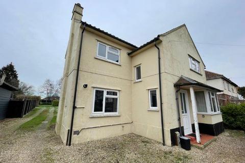 4 bedroom detached house to rent, Earlham Green Lane, Norwich