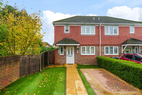 3 bedroom semi-detached house for sale - London Road, Waterlooville, PO7