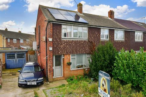 3 bedroom end of terrace house for sale - Southdownview Road, Worthing, West Sussex