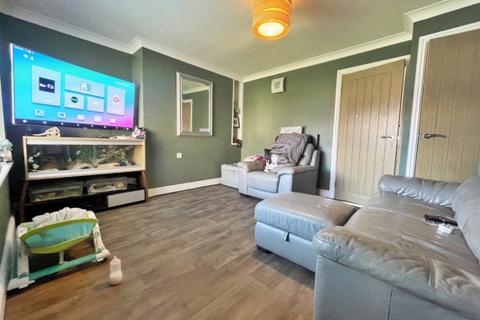 2 bedroom terraced house for sale - 19 Lhon Dhoo Close, Onchan, IM3 3BE