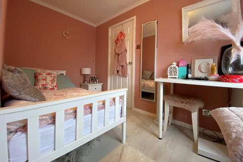 70 Owen Square, Walmer, Deal, CT14 7TJ