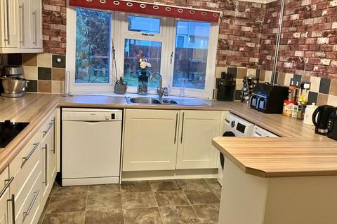 37 Hawke Road, Daventry, NN11 4LB