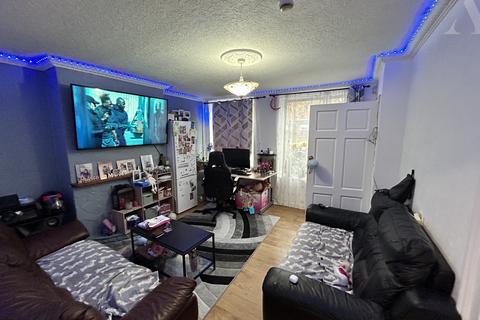 179 Wyndhurst Road, Birmingham, B33 9JN