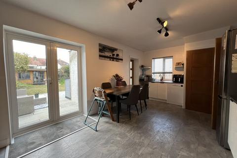 143 Exeter Road, Dawlish, EX7 0AL