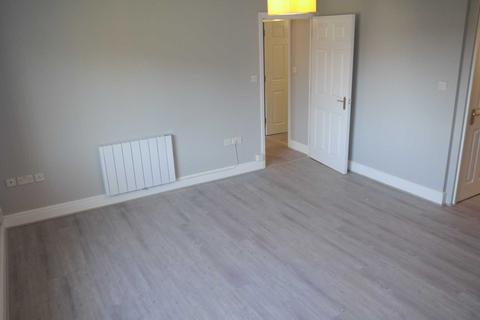 2 bedroom flat to rent, Lemsford Road, Hatfield
