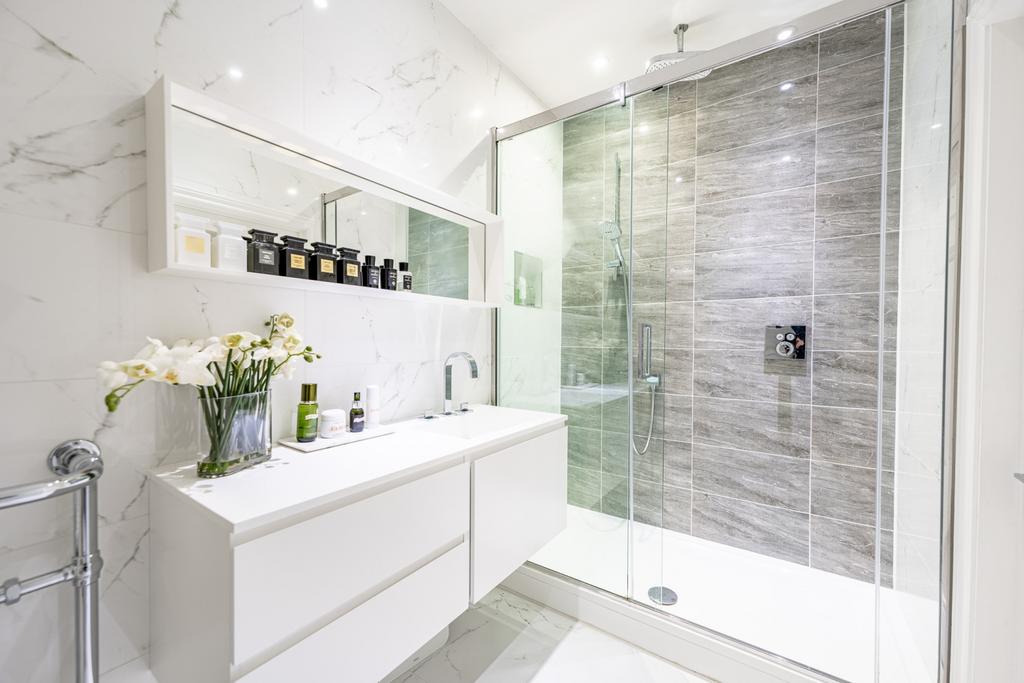 En-suite One
