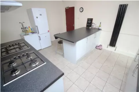 9 bedroom house to rent – pohled 4