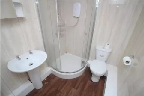 9 bedroom house to rent – pohled 5