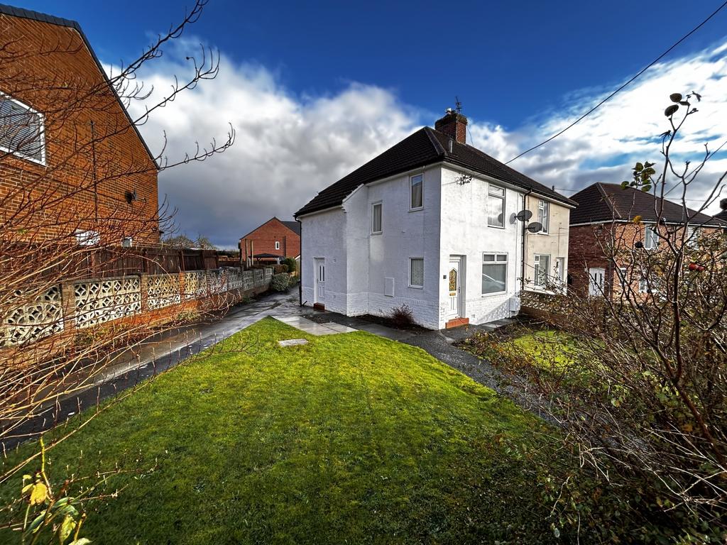 Mill Lane, Sherburn Village, Durham, DH6 3 bed semidetached house £140,000