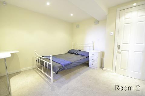 5 bedroom house share for sale - Knowle Road, Burley, Leeds, LS4
