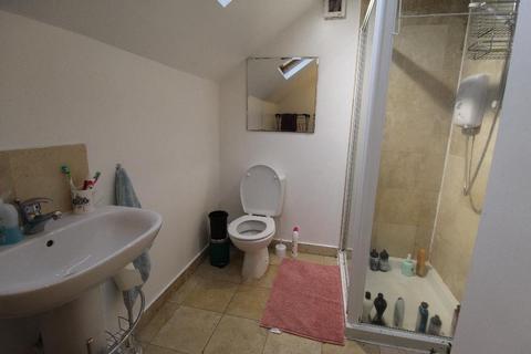 10 bedroom house to rent - North Grange Mount, Leeds LS6