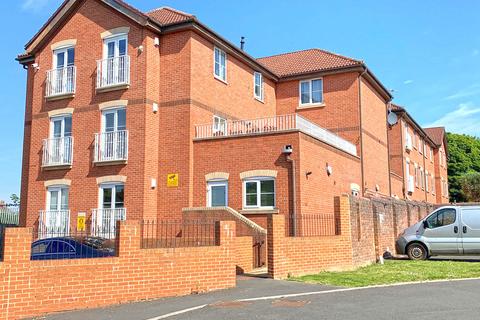 3 bedroom flat for sale, Greentree Court, Benwell Village, Newcastle upon Tyne, Tyne and Wear, NE15 6NW