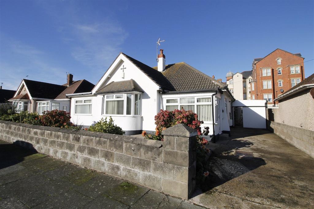 Burns Drive, Rhyl 3 bed detached bungalow for sale £240,000