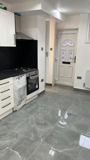 1 bedroom apartment for sale, Rosebery Gardens, London