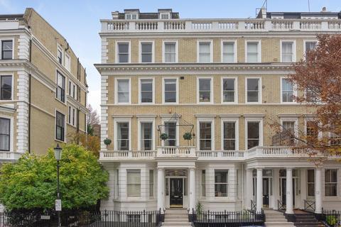 2 bedroom flat for sale, Southwell Gardens, South Kensington SW7
