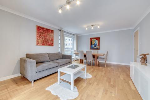 3 bedroom flat to rent, Boardwalk Place, London