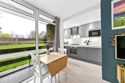 2, Howmic Court Arlington Road, Twickenham, TW1 2BD
