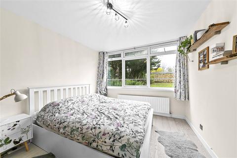 2, Howmic Court Arlington Road, Twickenham, TW1 2BD