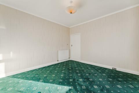 3 bedroom semi-detached house for sale - Woodbank Crescent , Clarkston, East Renfrewshire, G76 7DR