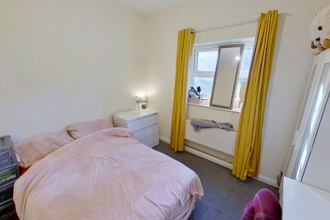 undefined, Flat 5, 122 Foxhall Road, Forest Fields, Nottingham, NG7 6LH