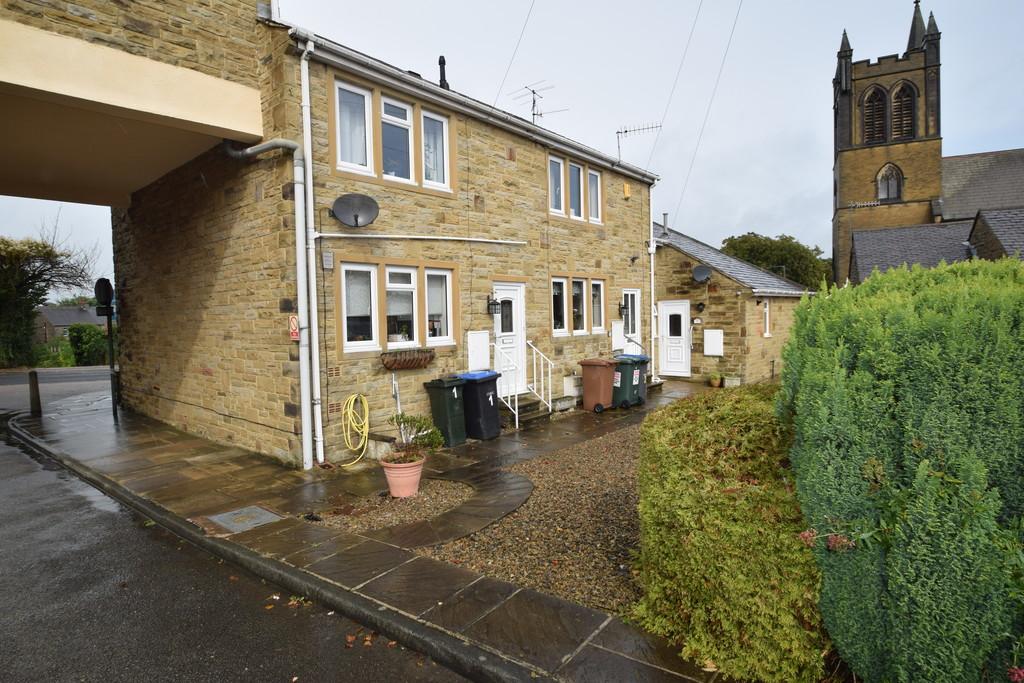 Richmond Mews, Bradford BD18 2 bed townhouse for sale £230,000